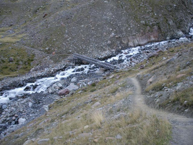 Brücke über den Vernagtbach, 2.133 m (9. Sep.)