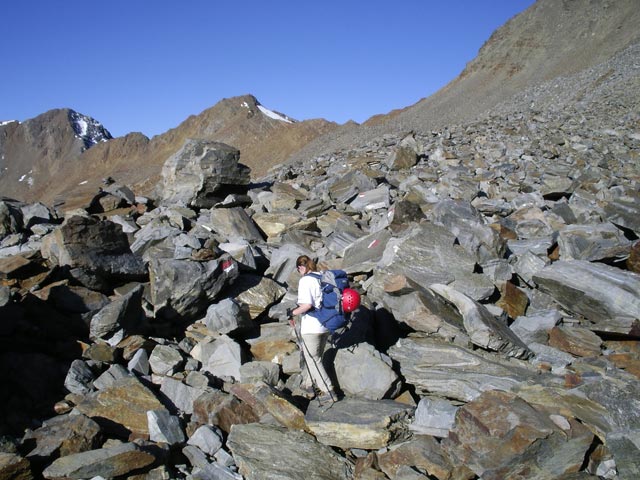 Daniela zwischen Brizzi-Hütte und Kreuzspitze (12. Sep.)