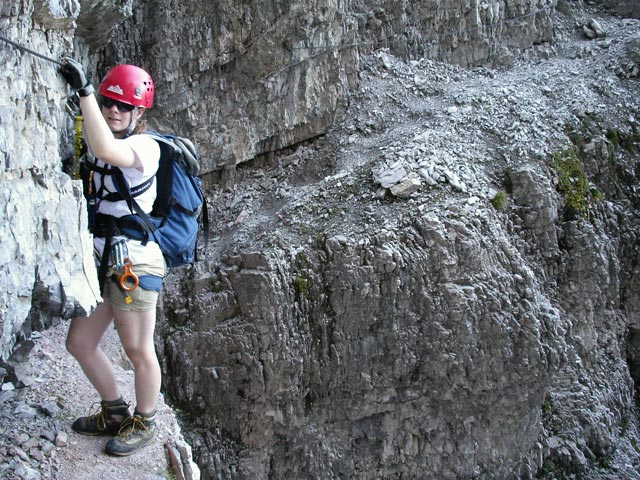 Ilmspitze-Klettersteig: Daniela am Abstiegssteig (22. Sep.)