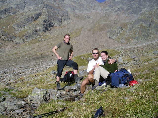 Erich, ich und Daniela zwischen Innsbrucker Hütte und Pramarnspitze (24. Sep.)