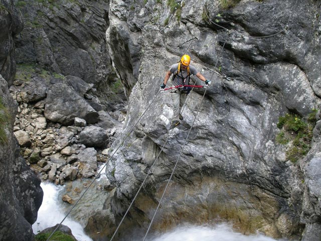 Klettersteig Galitzenklamm: Axel auf der zweiten Seilbrücke