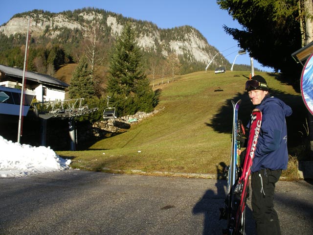 Erich bei der Talstation der Bergbahn Tauplitz / Sektion I