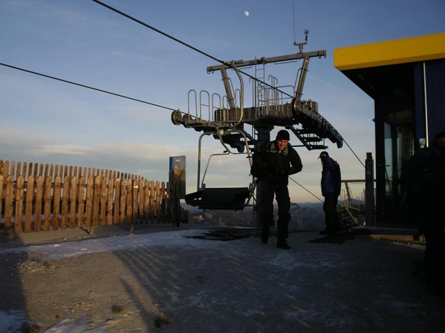 Stefan in der Bergstation der Gipfelbahn (31. Dez.)