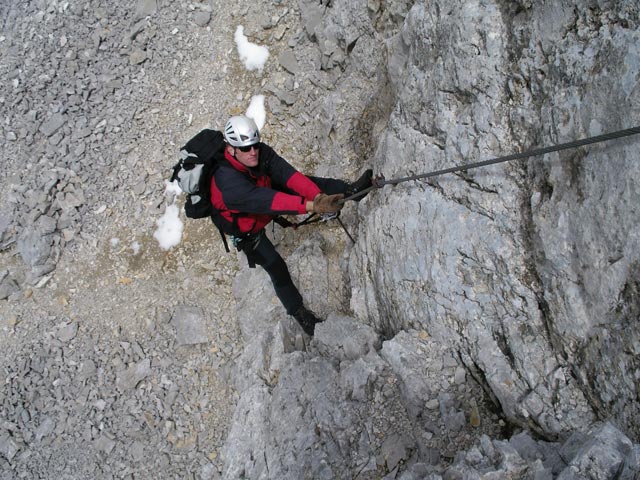 Westgrat-Klettersteig: Erich im Einstieg des 2. Teils (12. Mai)