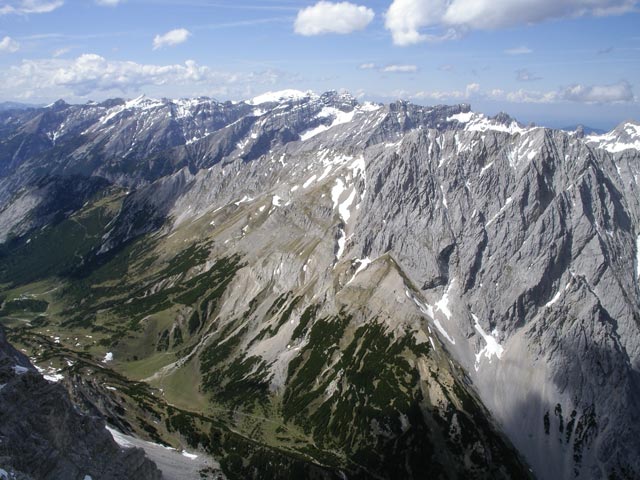 vom Großen Bettelwurf Richtung Nordwesten (12. Mai)