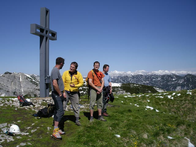 Markus, Axel, Andreas und Erich am Loser, 1.837 m (19. Mai)