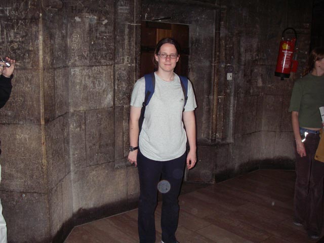 Daniela in der Türmerstube der Domkirche St. Stephan