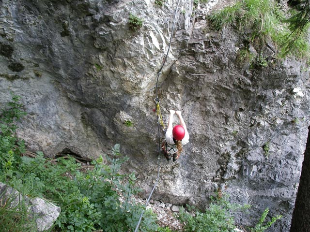 Koflwand-Klettersteig: Daniela in der Schlüsselstelle (8. Juli)