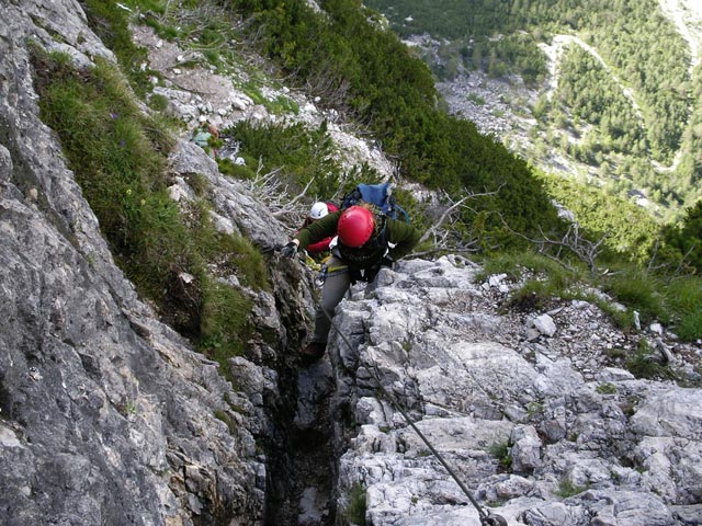 Via Ferrata Michielli Albino Strobel: Daniela im Einstieg (11. Juli)