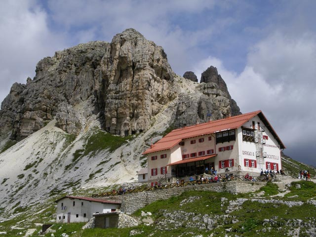 Drei-Zinnen-H&uuml;tte, 2.405 m (12. Juli)
