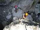 ÖTK-Klettersteig: Daniela und Theresa zwischen zweiter und dritter Brücke (7. Juli)