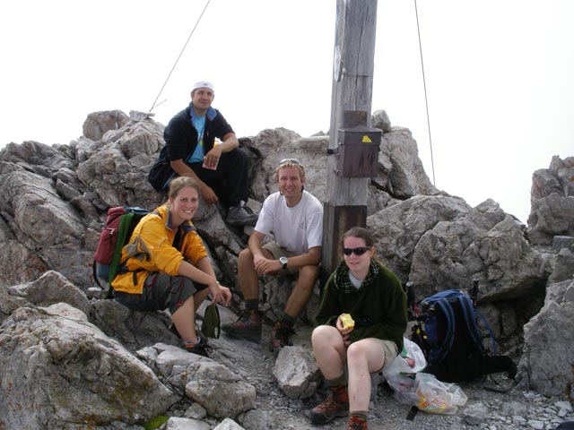 Theresa, Wolfgang, ich und Daniela auf der Mädelegabel, 2.644 m (4. Aug.)