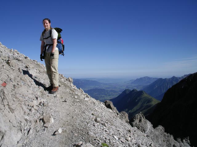 Heilbronner Weg: Daniela zwischen Socktalscharte und Steinschartenkopf (5. Aug.)