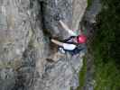 Klettersteig Ost: Daniela in der Schlüsselstelle