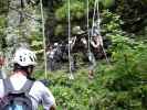 Postalmklamm-Klettersteig: Marlies auf der Hangelbrücke