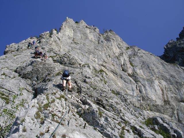 Kaiser Franz Joseph-Klettersteig: Daniela vor Nummer 4