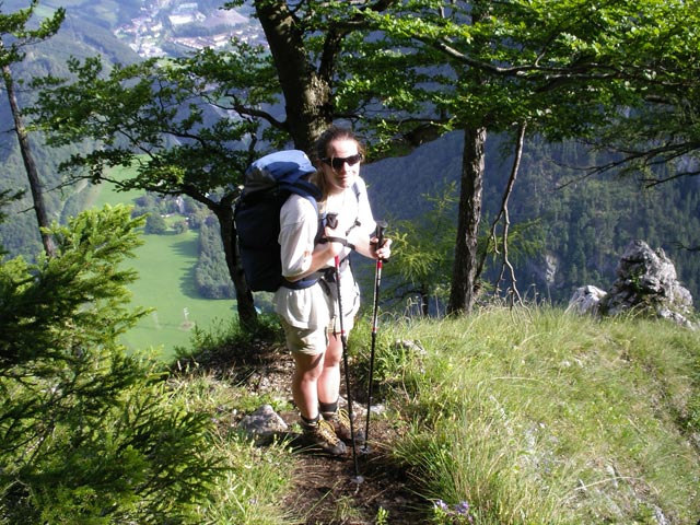 Daniela auf Weg 822 zwischen Senkk&ouml;gel und Leopoldsteiner See