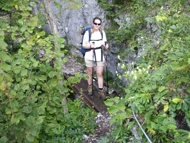 Daniela auf Weg 822 zwischen Senkk&ouml;gel und Leopoldsteiner See
