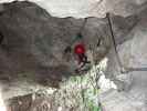 Roßlochhöhlen-Klettersteig: Daniela in der Höhle