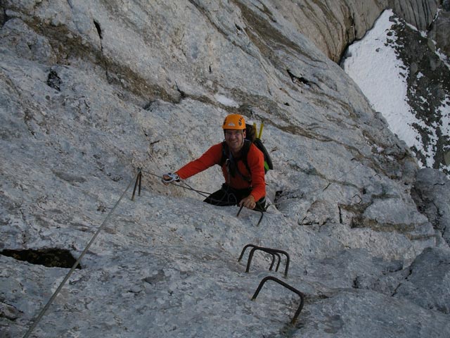 Blodigrinne-Klettersteig: Andreas in der schweren Variante des zweiten Teils