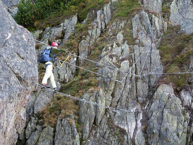 Henngrat-Klettersteig: Daniela in der Variante 'Da' Zache' (29. Sept.)