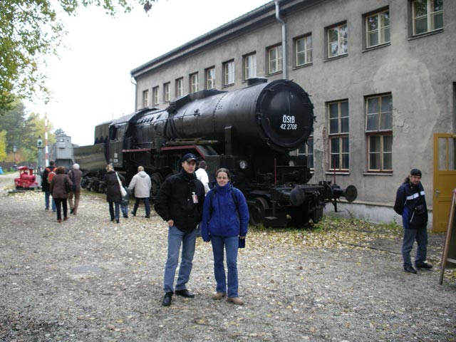 Florian und Daniela vor der 42.2708