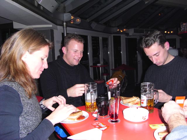 Doris, Michael und Robert in der ZauberBAR