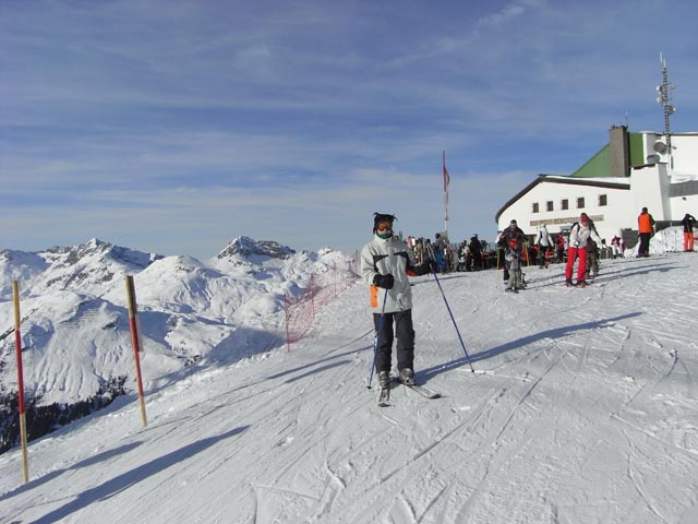 Daniela bei der Bergstation der Rüfikopfbahnen (28. Dez.)
