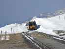 R 4 bei der Ausfahrt aus dem Bahnhof Hochschneeberg, 1.792 m