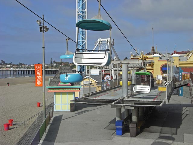 Sky Glider im Santa Cruz Beach Boardwalk (9. Mai)