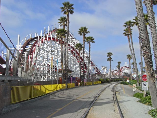 Giant Dipper im Santa Cruz Beach Boardwalk (9. Mai)