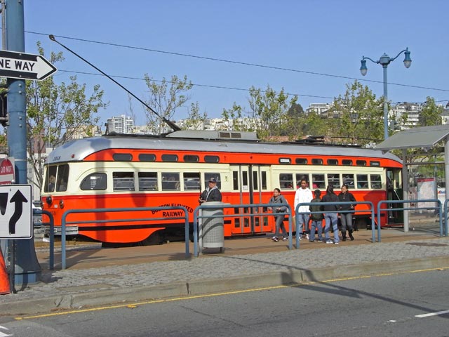 F Market Historic Streetcar in San Francisco (10. Mai)