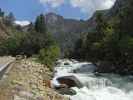 Papa am South Fork Kings River im Kings Canyon National Park (7. Mai)