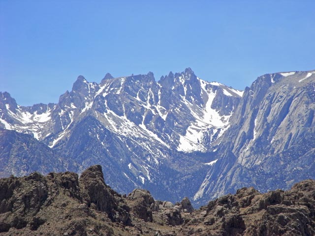 Sierra Nevada von Lone Pine aus (15. Mai)