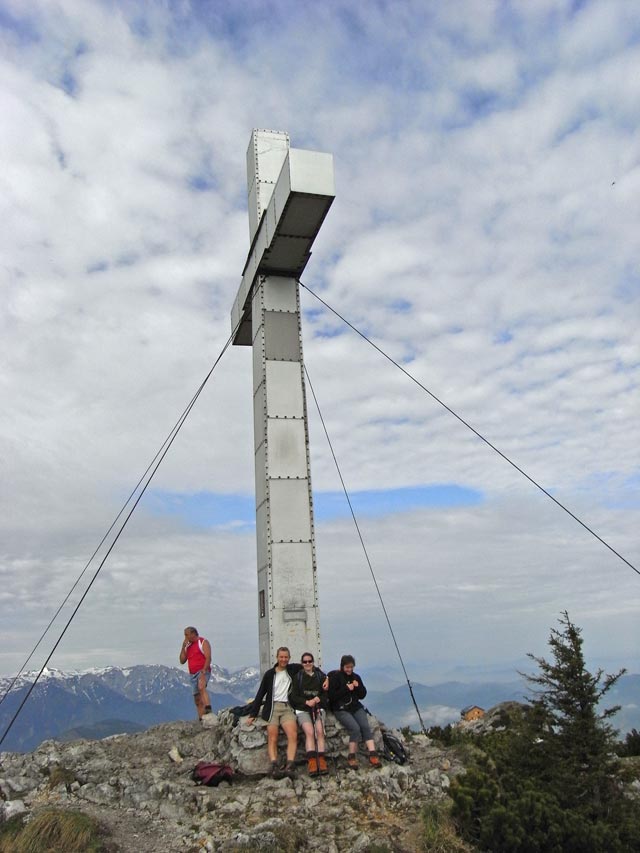 Ich, Daniela und Irene am Pyramidenkogel, 1.691 m (25. Mai)