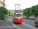 Wagen 8 bei der Einfahrt in die Haltestelle Bezirkshauptmannschaft (25. Mai)