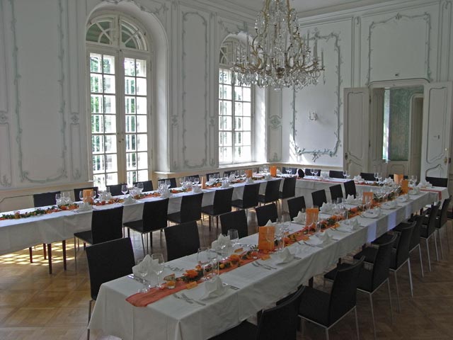 Hochzeitstafel im Schloss Hunyadi