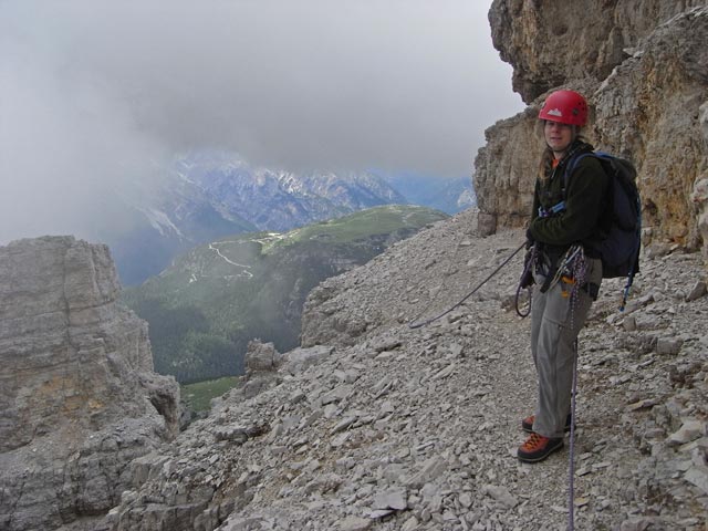 Normalweg Westliche Zinne: Daniela am Ringband (9. Juli)