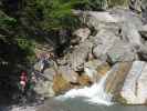 ÖTK-Klettersteig Pirkner Klamm: Doris, Daniela und Christoph zwischen Einstieg und erster Seilbrücke (6. Juli)