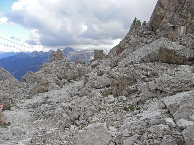 auf Weg 403 zwischen Forc. Fontananegra und Rif. A. Dibona