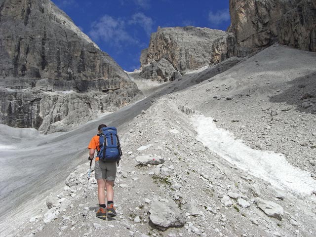 Daniela zwischen Vallon Popera und Via Ferrata Zandonella (21. Juli)