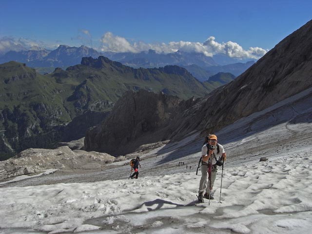 Axel auf Weg 606 zwischen Rifugio Pian dei Fiaccon und Forcella de la Marmolada