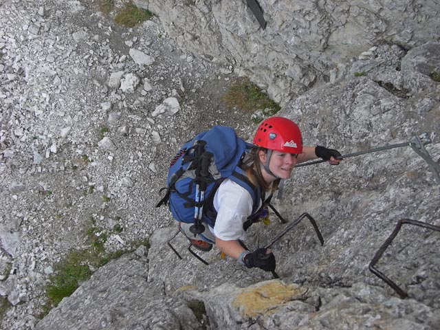 Gleirscher-Klettersteig: Daniela im Einstieg (17. Aug.)