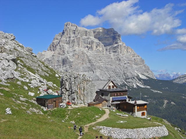 Rifugio Adolfo Sonino al Coldai und Monte Pelmo