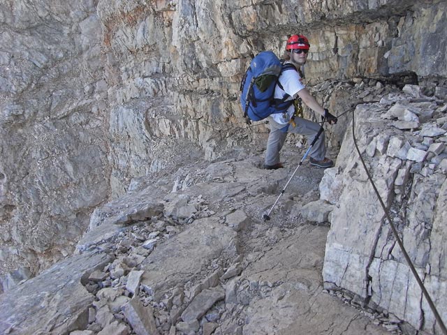 Via Ferrata Ivano Dibona: Daniela zwischen Forcella Padeón und Forcella Alta (31. Aug.)