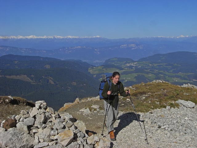 Daniela auf Weg 18 zwischen Oberholz und Gamsstallscharte