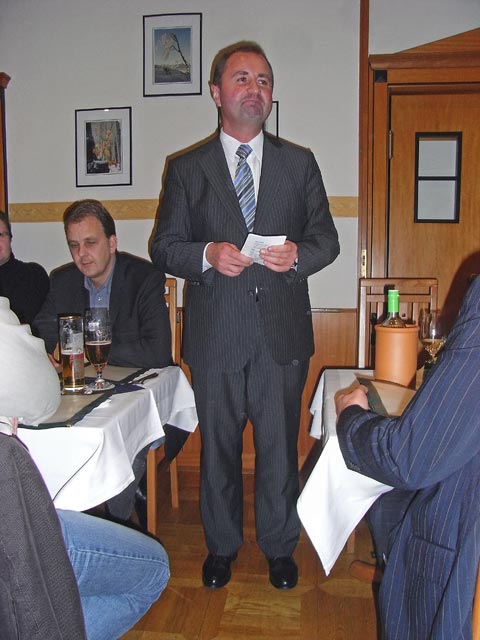 Hans und Harald im Gasthaus M&ouml;slinger