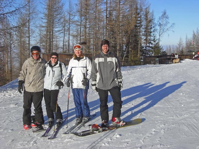 Christian, Katrin, Nora und Norbert bei der Almrauschh&uuml;tte, 1.250 m