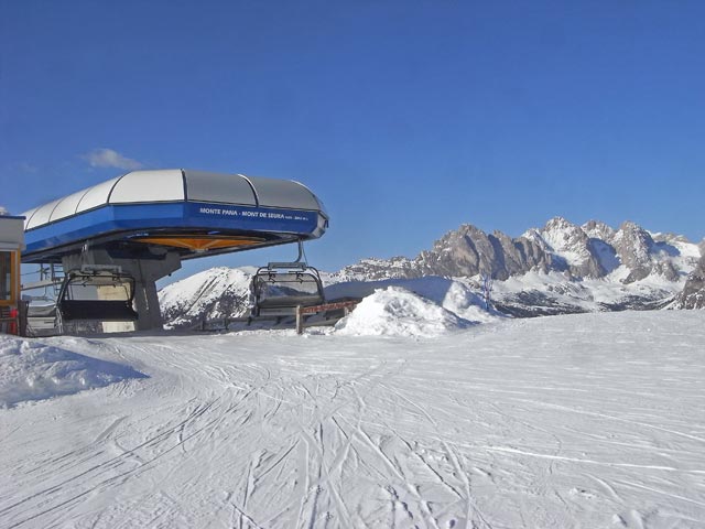 Bergstation des Sessellifts Mont de Seura (21. M&auml;rz)