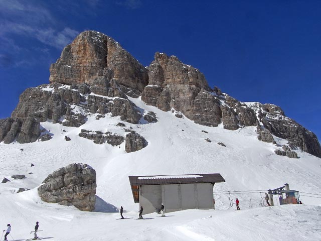 Bergstation des Sessellifts Averau (22. M&auml;rz)